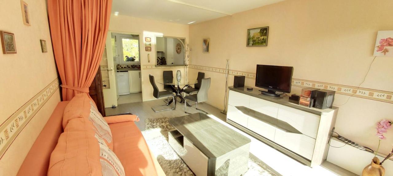 Appartement Domaine Des Yearlings Deauville Exterior photo